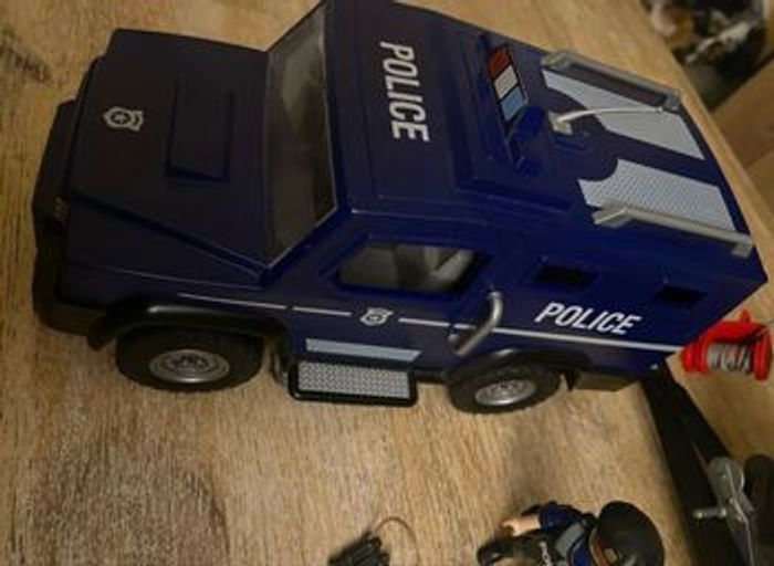 Camion et bateau police playmobil - photo numéro 3