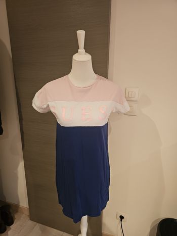 robe guess fille rose blanc bleu style t-shirt 16 ans