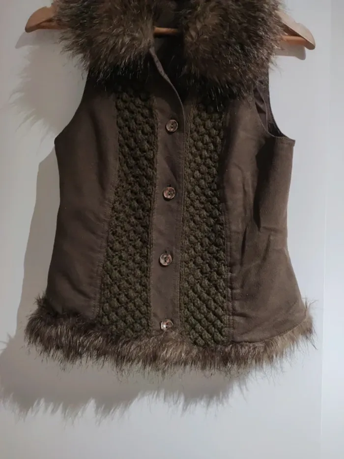 Veste sans manche fausse fourrure kaki - 36 - photo numéro 2