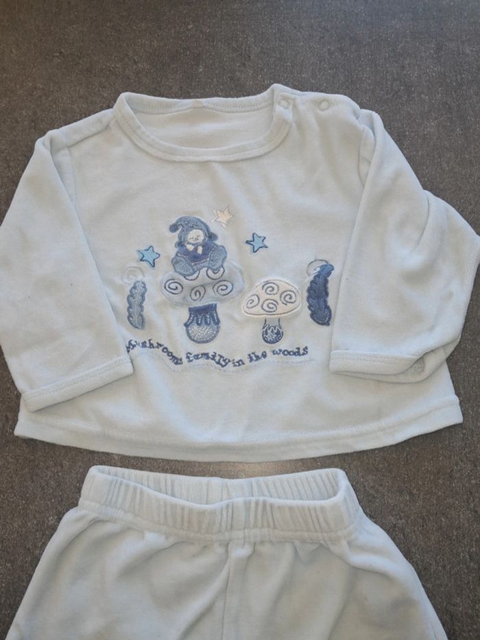 Pyjama - photo numéro 2