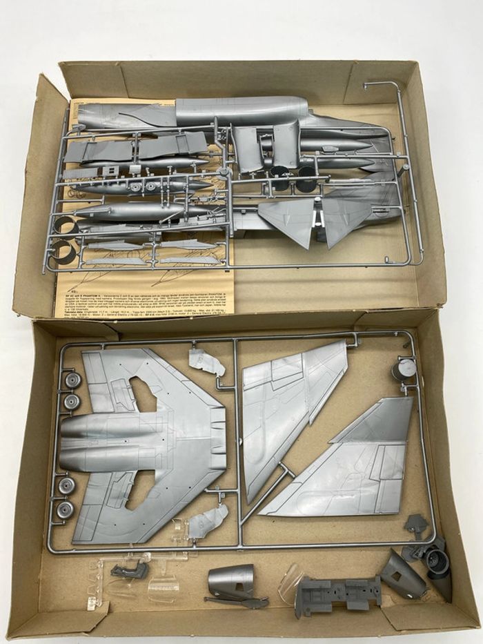 Maquette Italeri RF-4 c/e photo phantom II - photo numéro 2