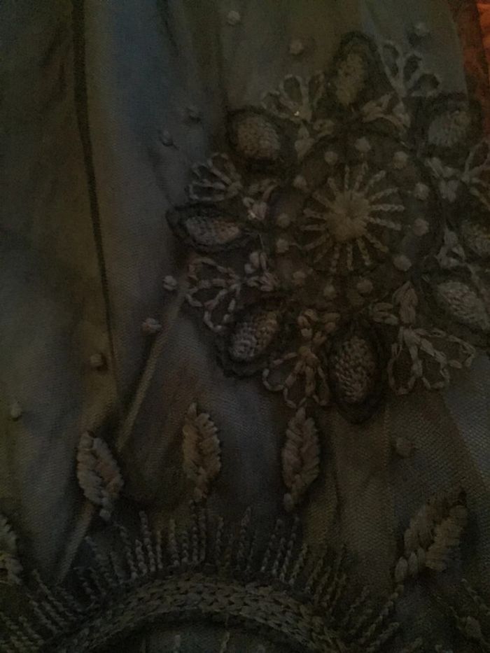 Tunique noir fleurs dentelle - photo numéro 5