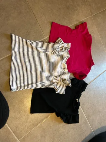 Lot 3 teeshirts