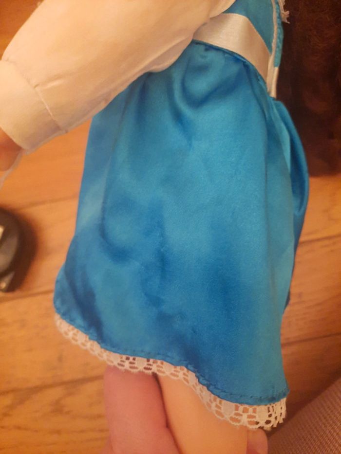 Poupee aminator disney store belle - photo numéro 15