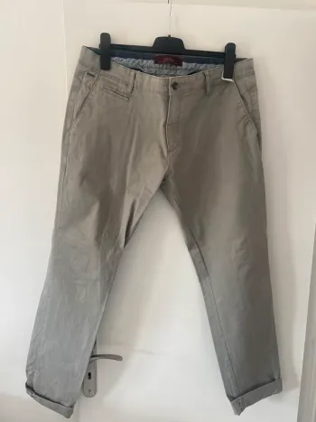 Pantalon Zara