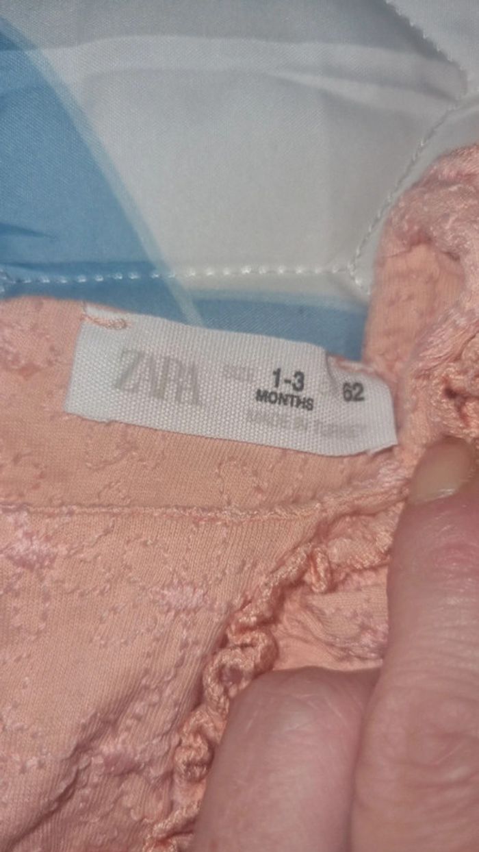 Ensemble Tee-shirt culotte 1/3 mois en très bon état - photo numéro 11