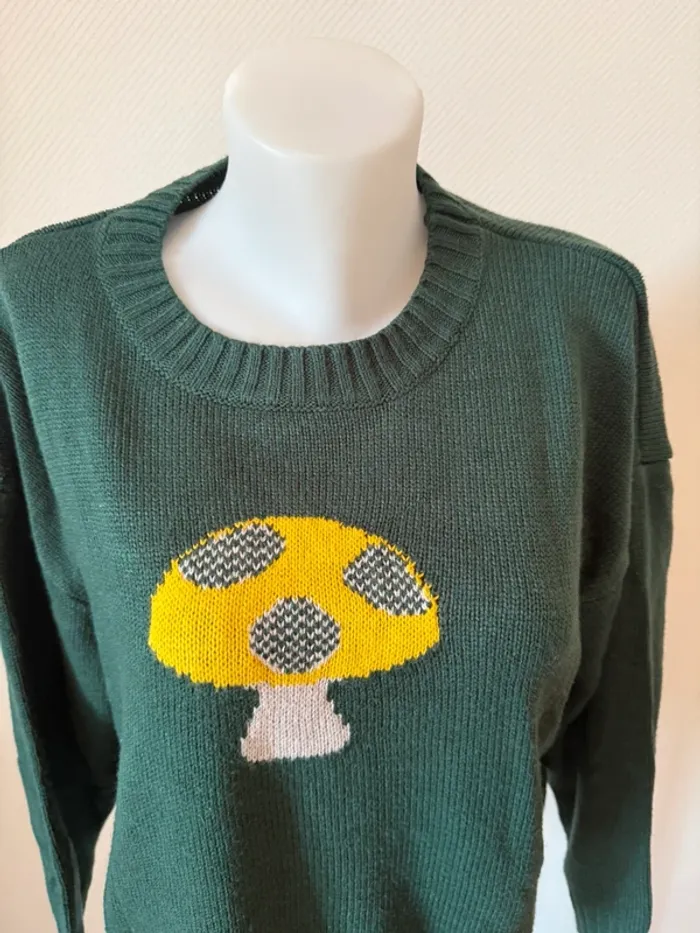 Pull vert en très bon état taille S SHEIN - photo numéro 3