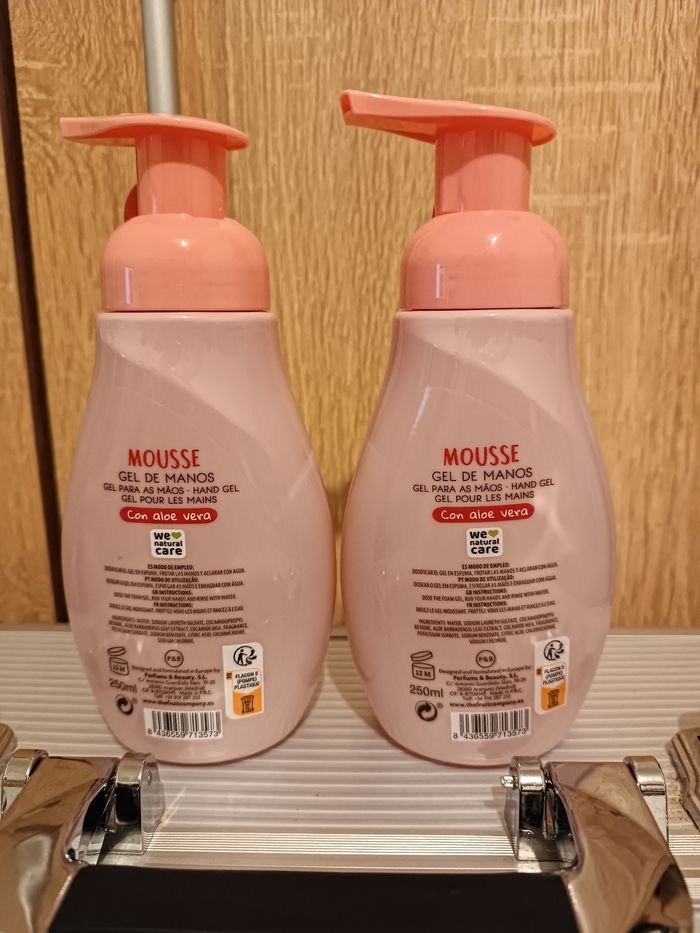 Lot 2 savons mousse mains - photo numéro 2