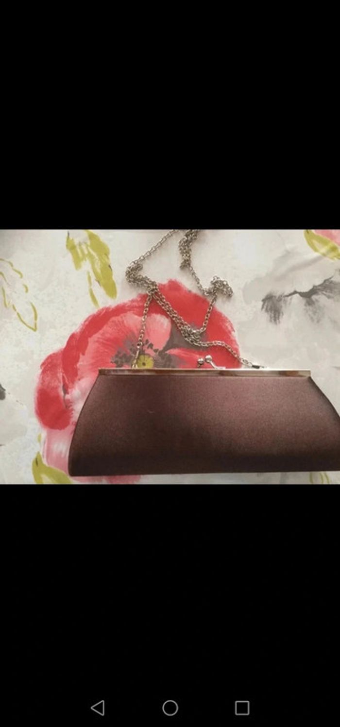 Pochette marron neuve