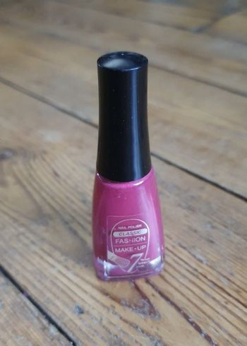 Vernis à ongles rose Fashion make up