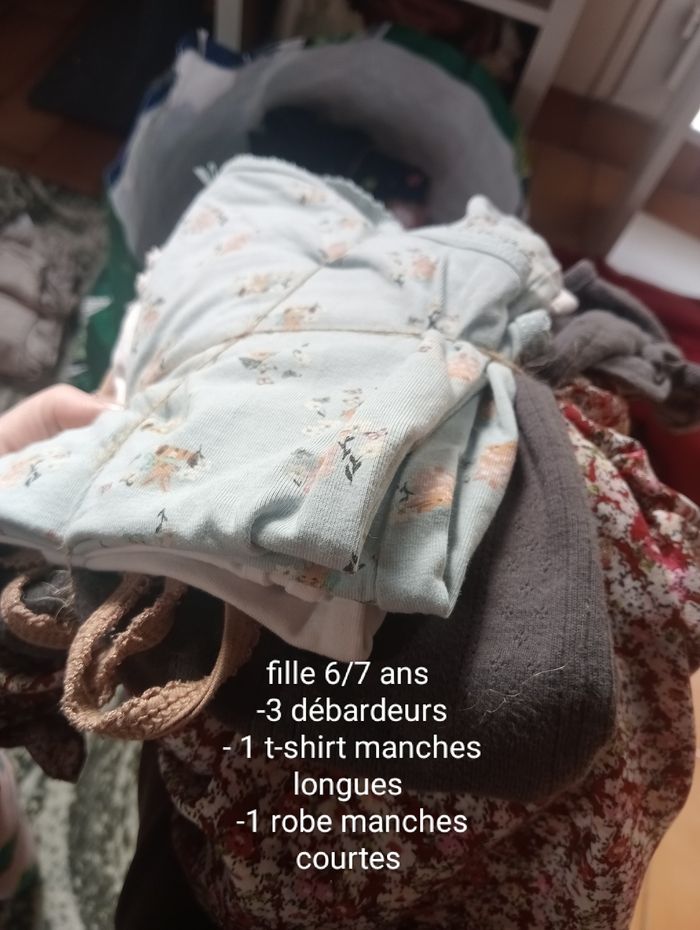 Lot vêtements fille
