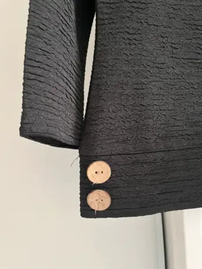 Haut noir avec manches 3/4 noir Amichi T36 - photo numéro 4