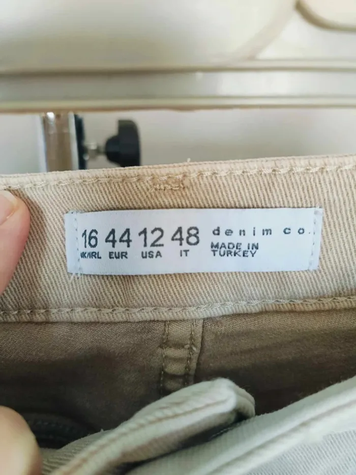 cargo beige - photo numéro 3