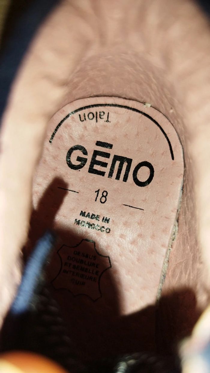 Lot de 5 paires de chaussures bébé . Du 6 mois à la taille 18 - photo numéro 16