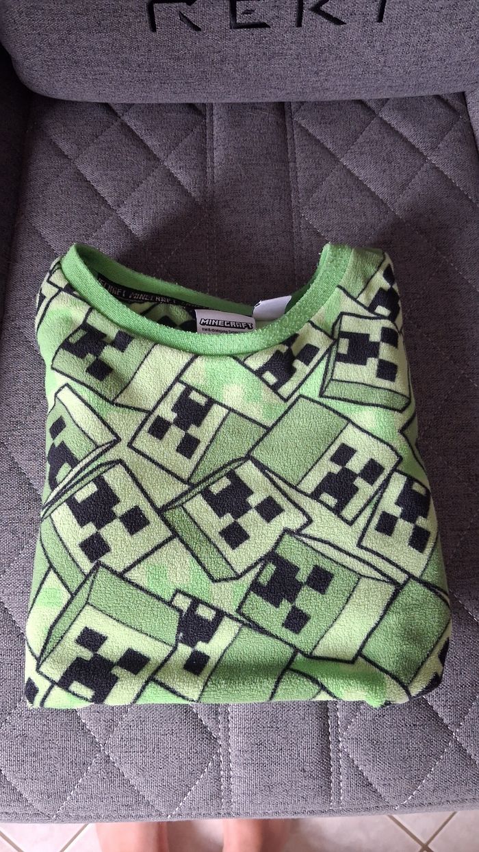 Haut Minecraft 9-10 ans - photo numéro 2