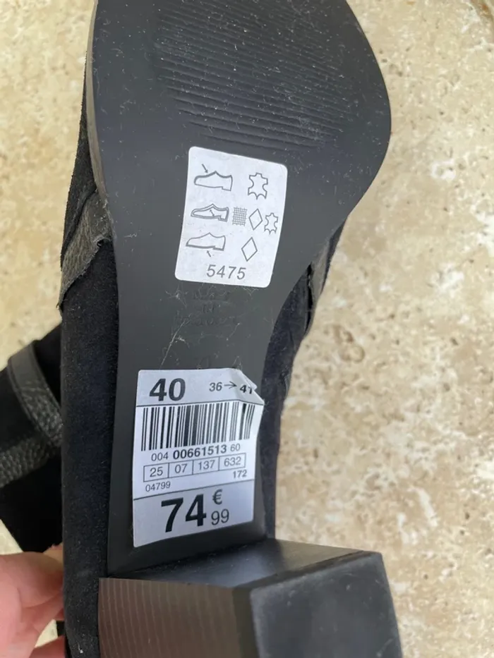 Chaussure bottine noire - photo numéro 2