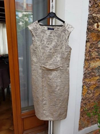 Robe femme - T. 40