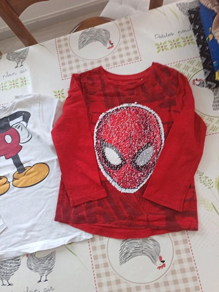 Lot de 2 tee-shirt ML taille 4 ans - photo numéro 4
