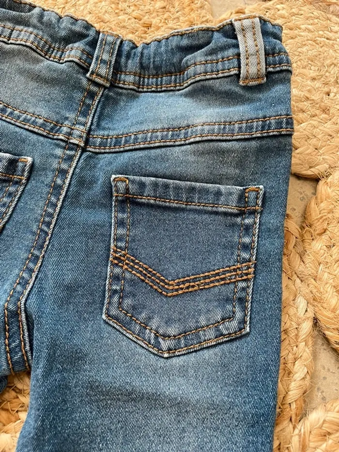 Pantalon jean 6 mois - photo numéro 3