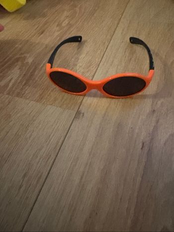 Lunettes de soleil bébé Mickey