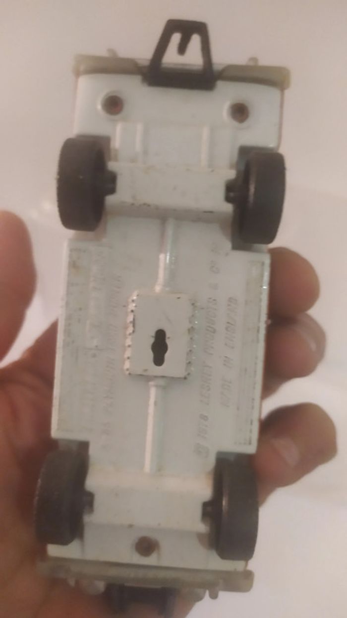 vintage vehicule matchbox  avec ses manquant - photo numéro 4
