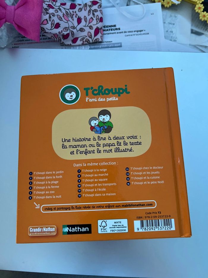 Livre « t’choupi au zoo » - photo numéro 2