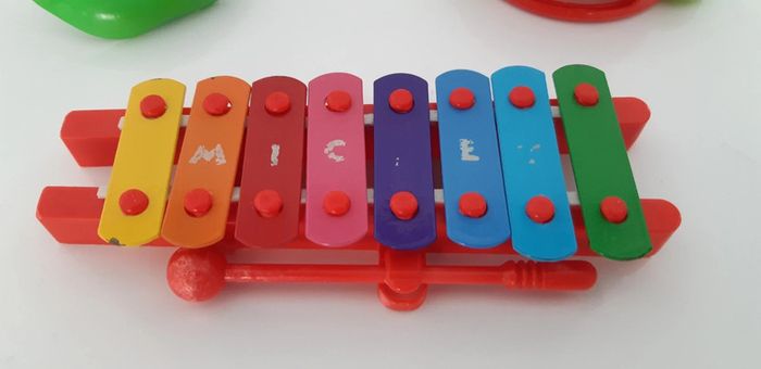 Lot de 4 petits instruments en plastique - photo numéro 2