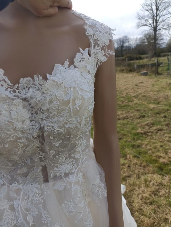 Robe mariée taille 38 - photo numéro 2