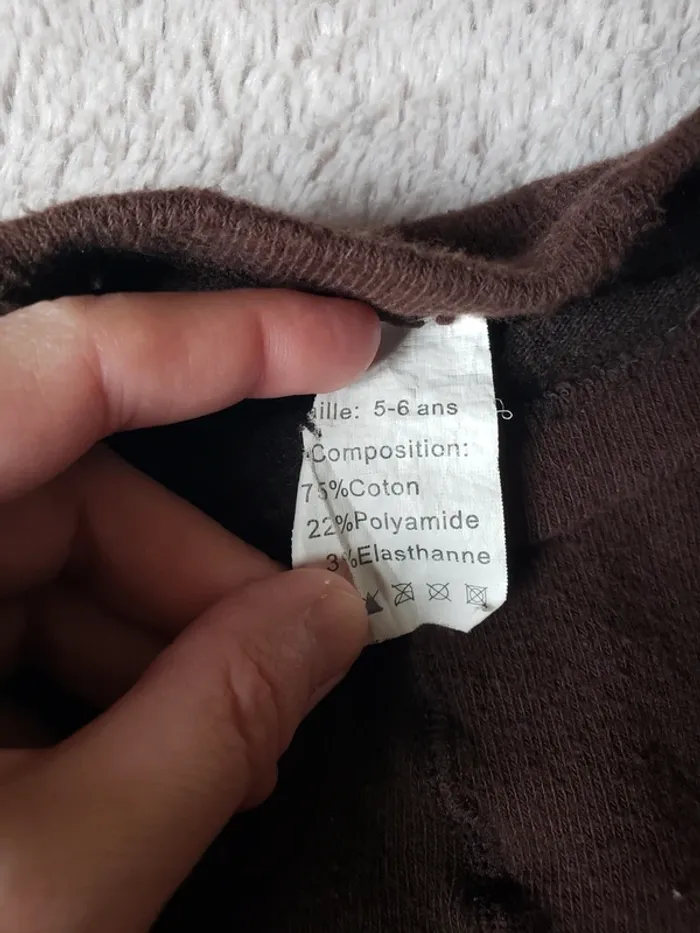 Lot de 5 vêtements filles taille 5 ans - photo numéro 9