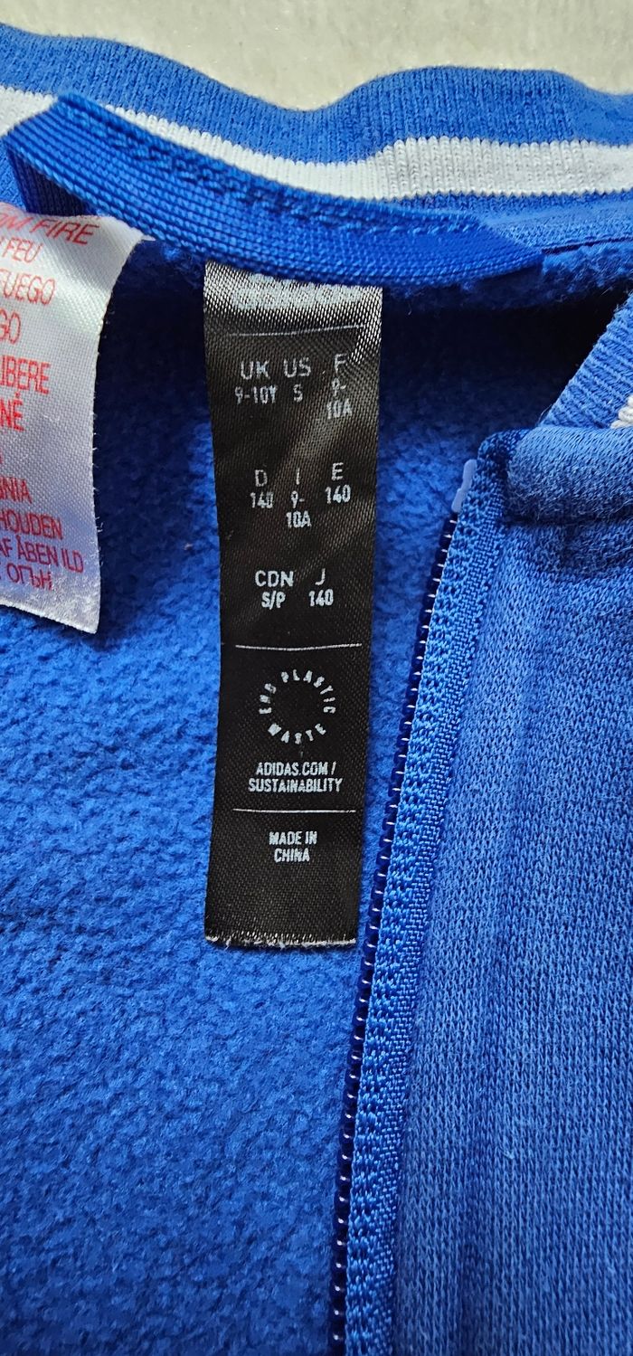 Ensemble de Adidas enfant taille  9-10 ans - photo numéro 8
