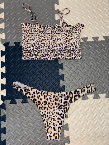 Ensemble bikini léopard Shein taille M brassières + tanga