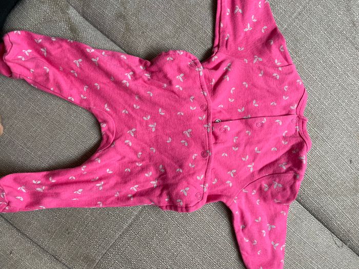 Lot 2 pyjamas roses petite fille 1 mois - photo numéro 2