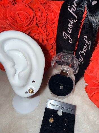 💛 Boucles d’oreilles dorées – Élégance et éclat assuré ! 💛