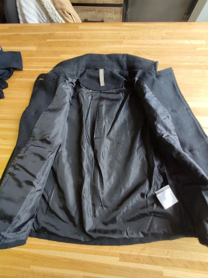 Manteau noir - photo numéro 3