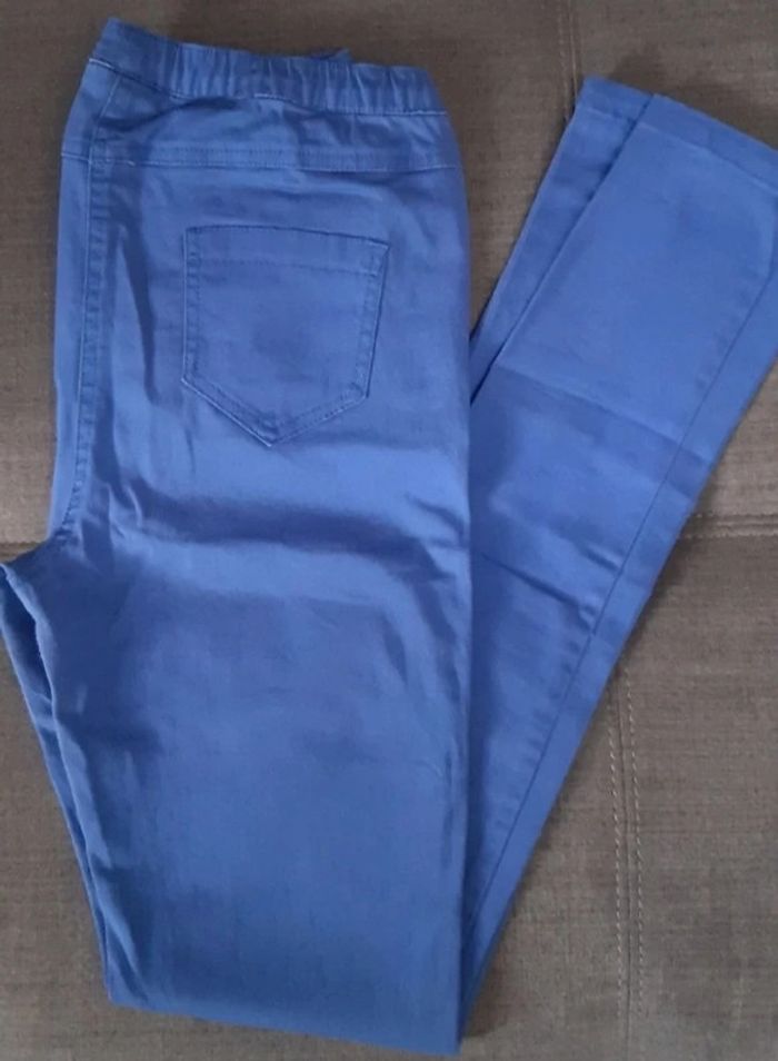 Pantalon jean sans bouton - photo numéro 7