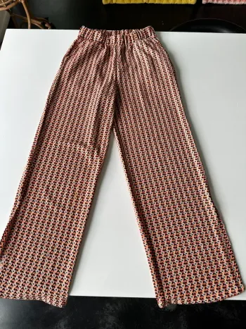 Pantalon motif fluide