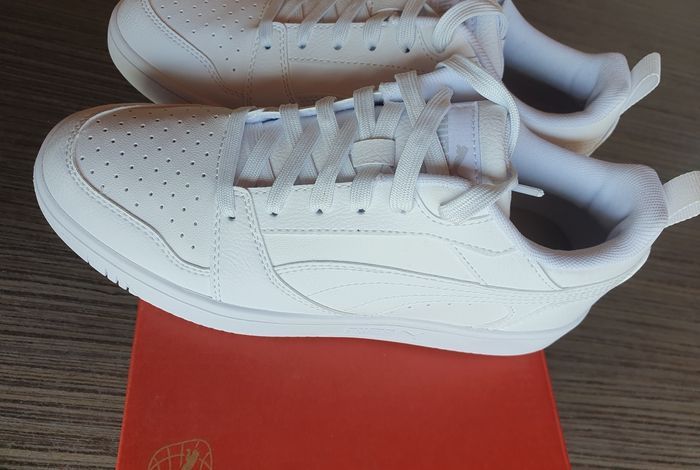 Superbe paire de  baskets Puma 🖤 - photo numéro 8