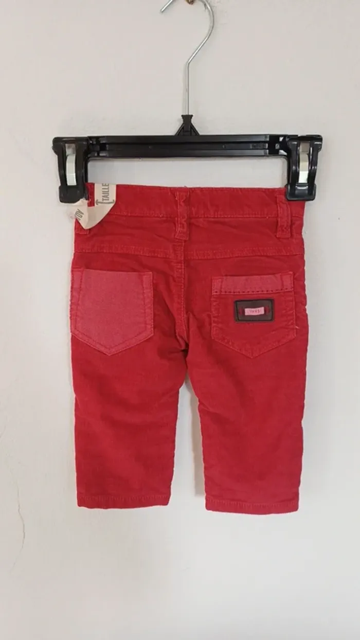 Pantalon IKKS bébé garçon 3 mois – velours rouge – neuf avec étiquette - photo numéro 4