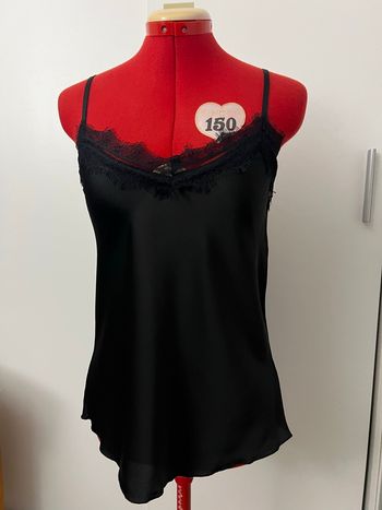 Top bretelles satiné et dentelle noir