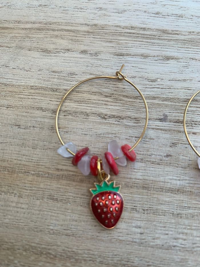 boucles d'oreille fraise - photo numéro 2