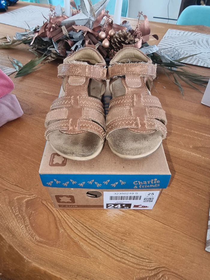 Sandalette garçon 25
