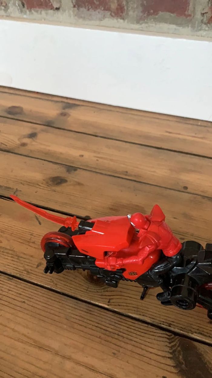 Power rangers Samouraï avec sa moto - photo numéro 2