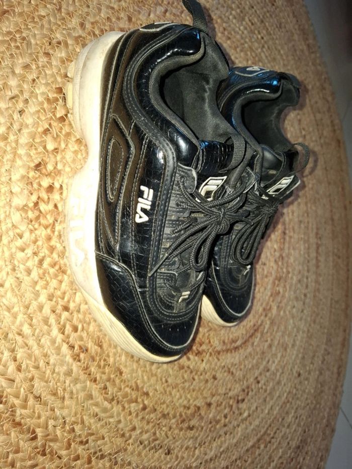 Fila t 39