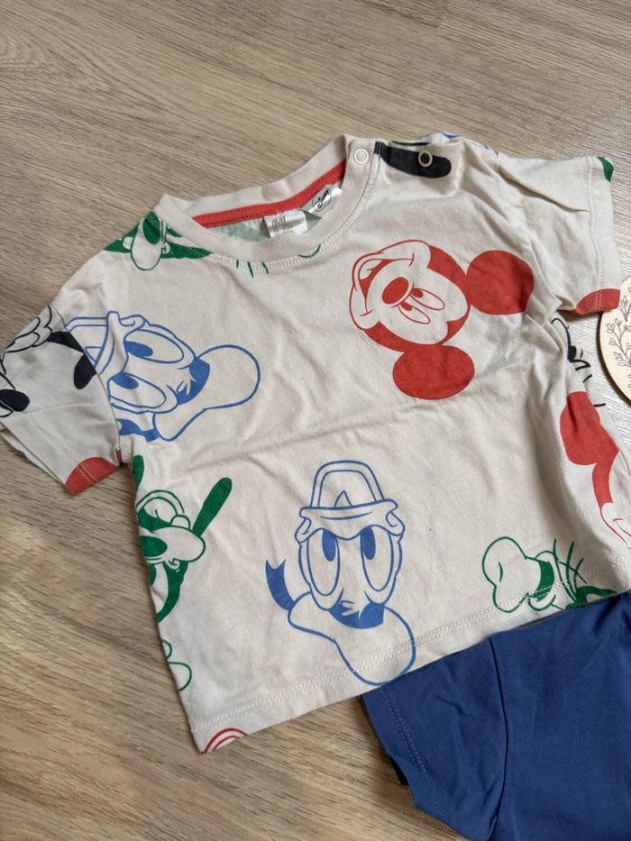Lot de t-shirt Mickey - photo numéro 4