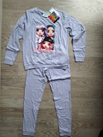 Pyjama neuf 12 ans