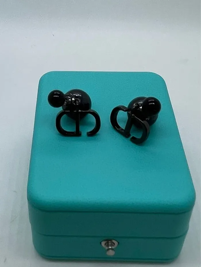 Boucles d’oreilles perle noir aiguilles argent s925 - photo numéro 4