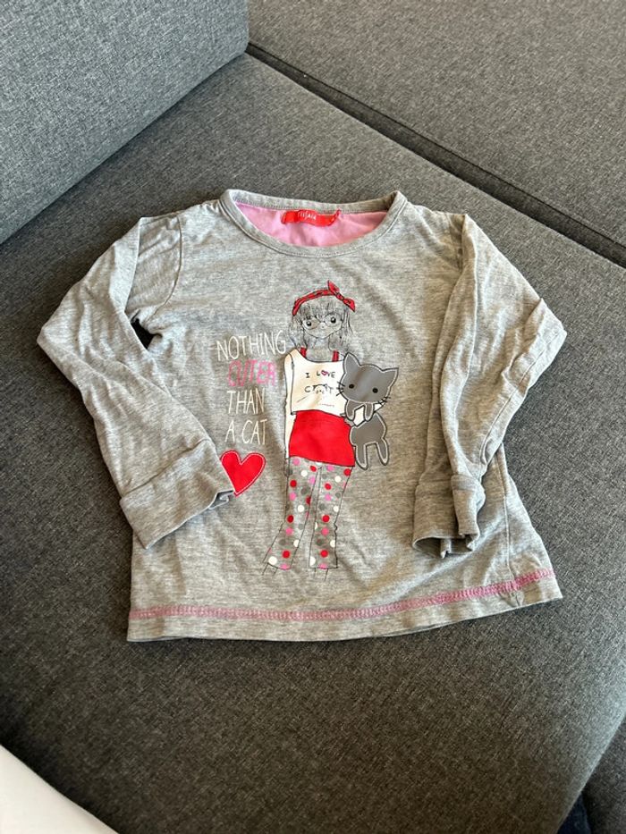 Tee shirt