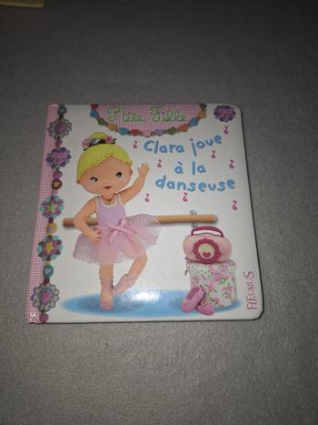 Clara joue la danseuse