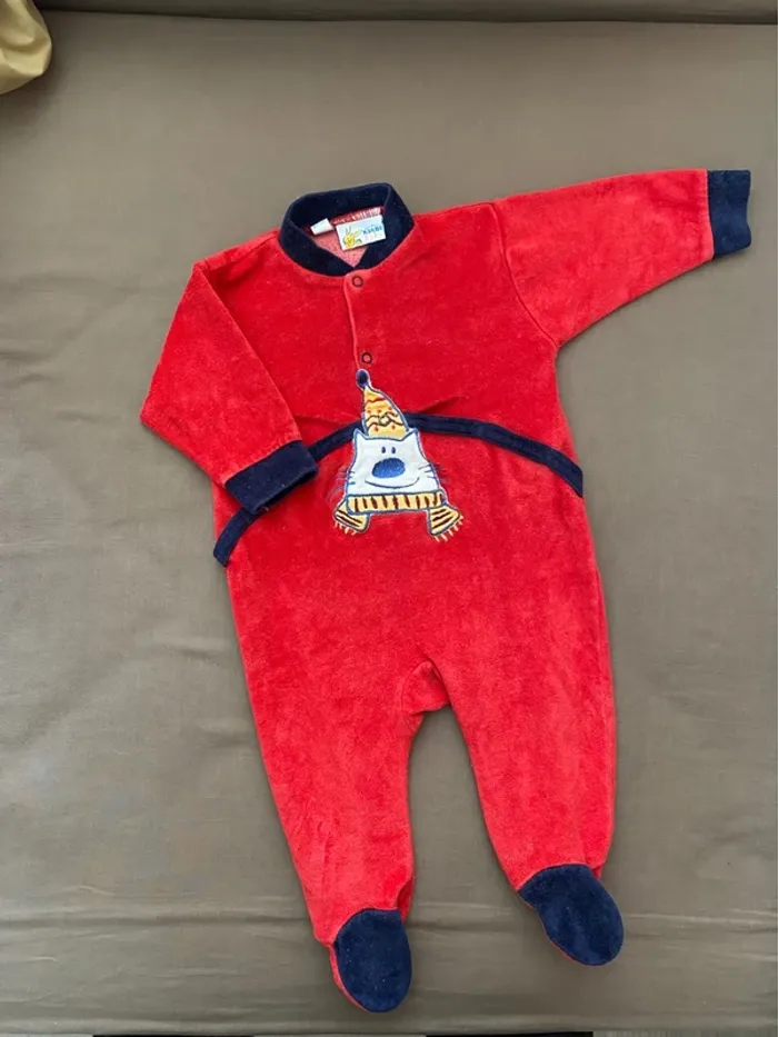 Grenouillère rouge chaude Kiabi