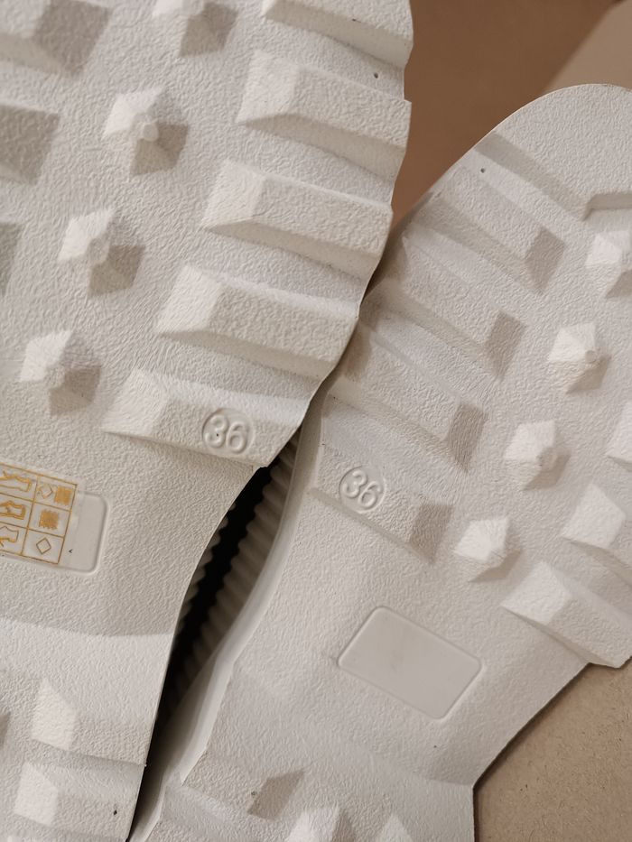 Chaussures montantes noires taille 36 - photo numéro 6